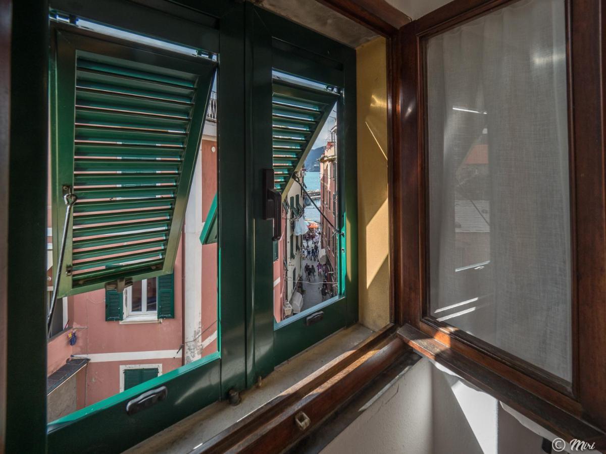 El Nin Apartment With Terrace เวอนาซซา ภายนอก รูปภาพ